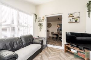 Photo 19- click for photo gallery